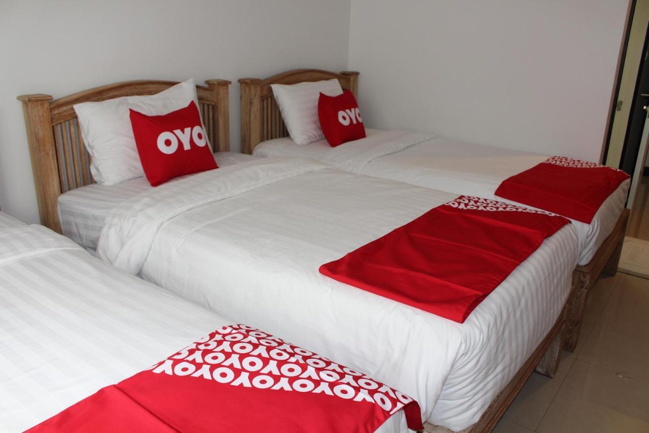 Oyo 75409 Premium The Family Hotel 치앙마이 외부 사진