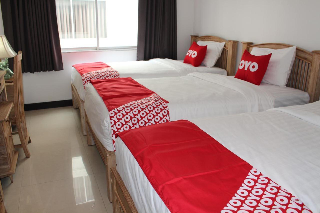 Oyo 75409 Premium The Family Hotel 치앙마이 외부 사진