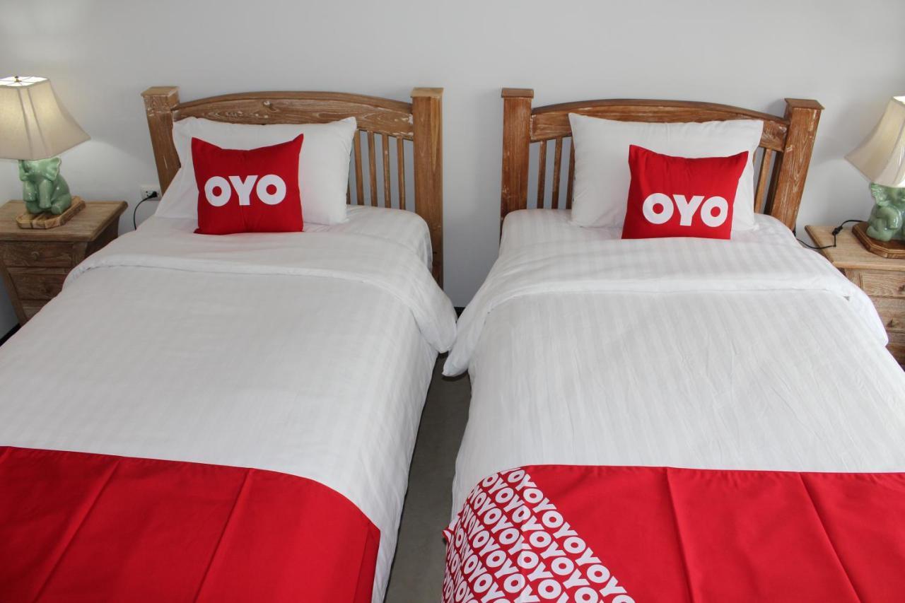 Oyo 75409 Premium The Family Hotel 치앙마이 외부 사진