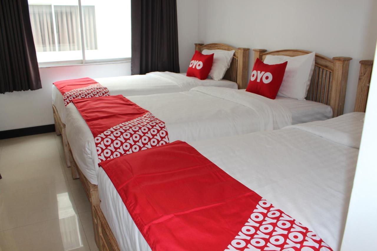 Oyo 75409 Premium The Family Hotel 치앙마이 외부 사진